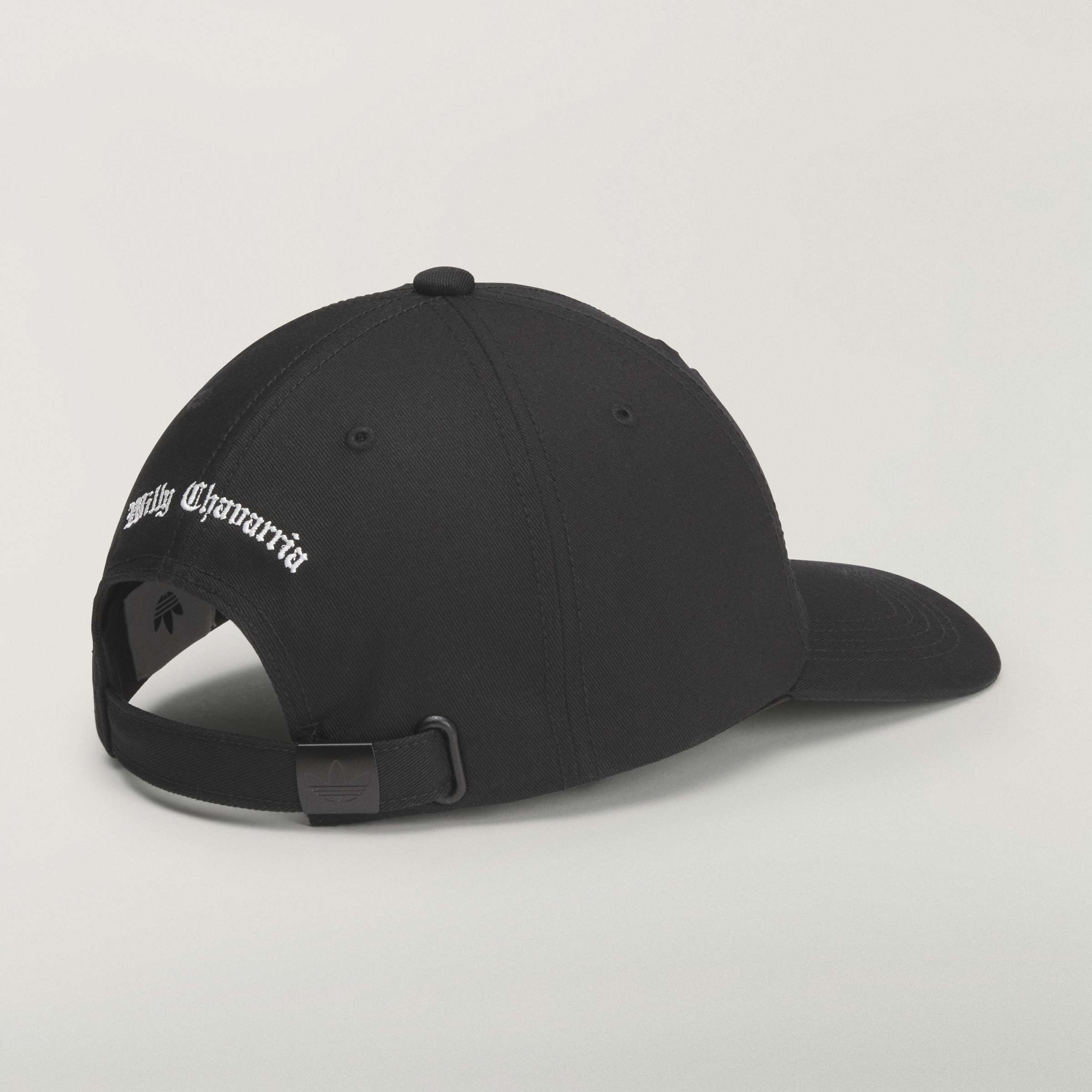 WC CREST HAT BLACK