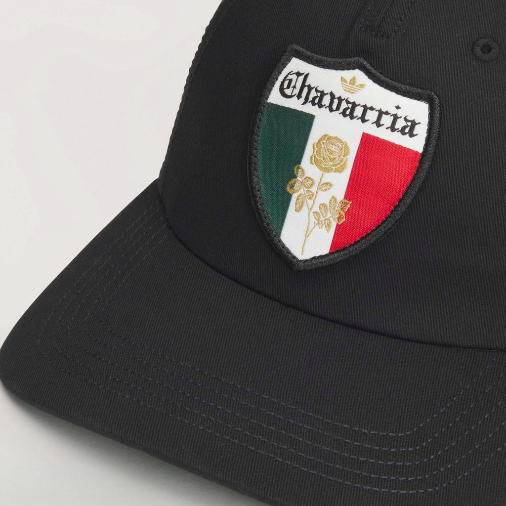 WC CREST HAT BLACK