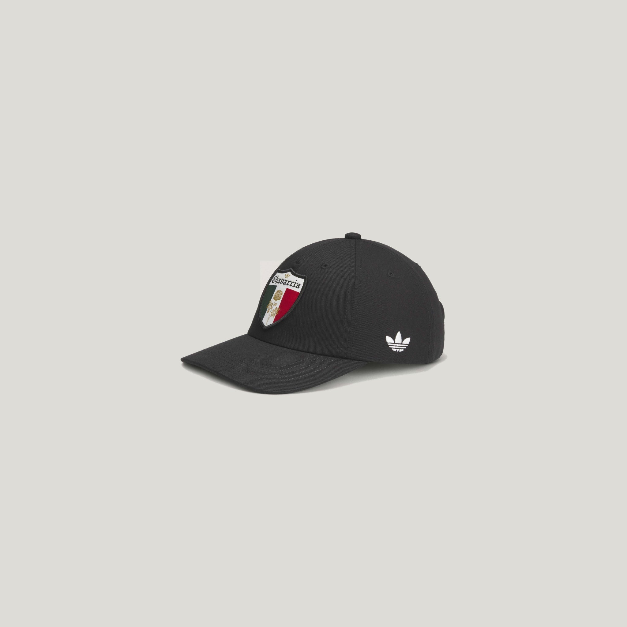 WC CREST HAT BLACK