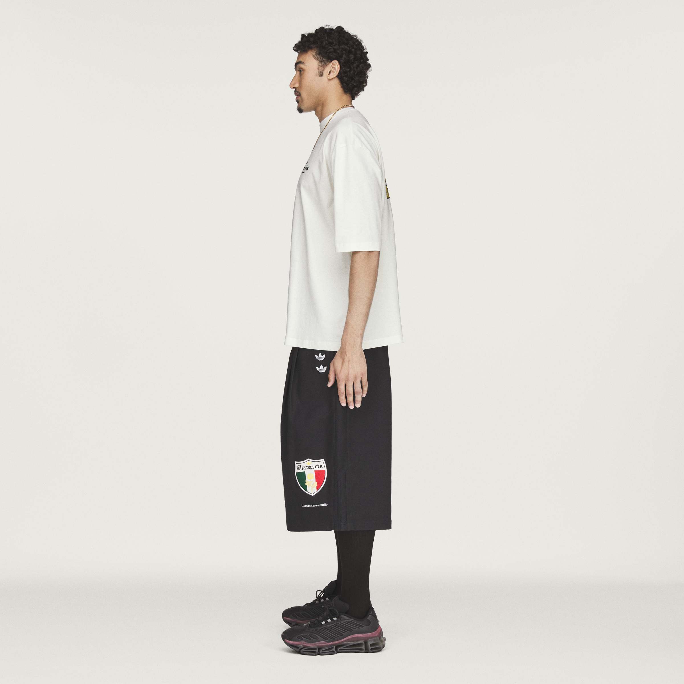 WC GRAPHIC TEE OWHITE