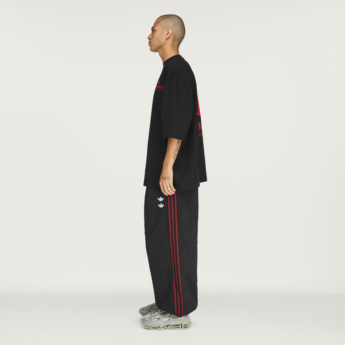WC ROSE TEE BLACK/RED