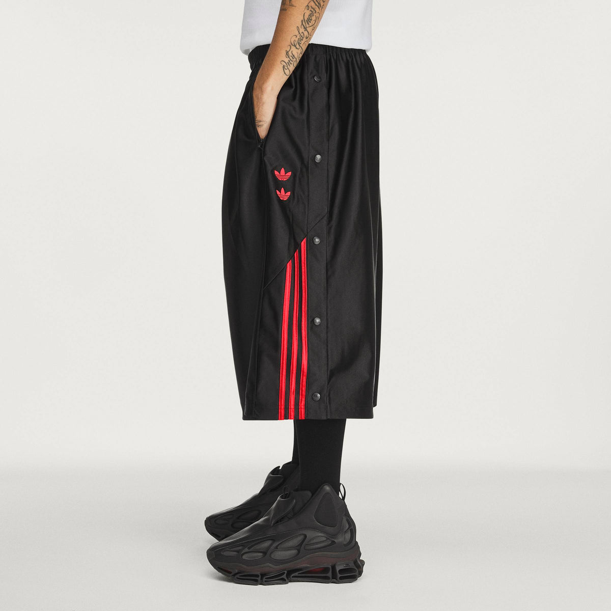 WC DAZZLE SHORT BLACK