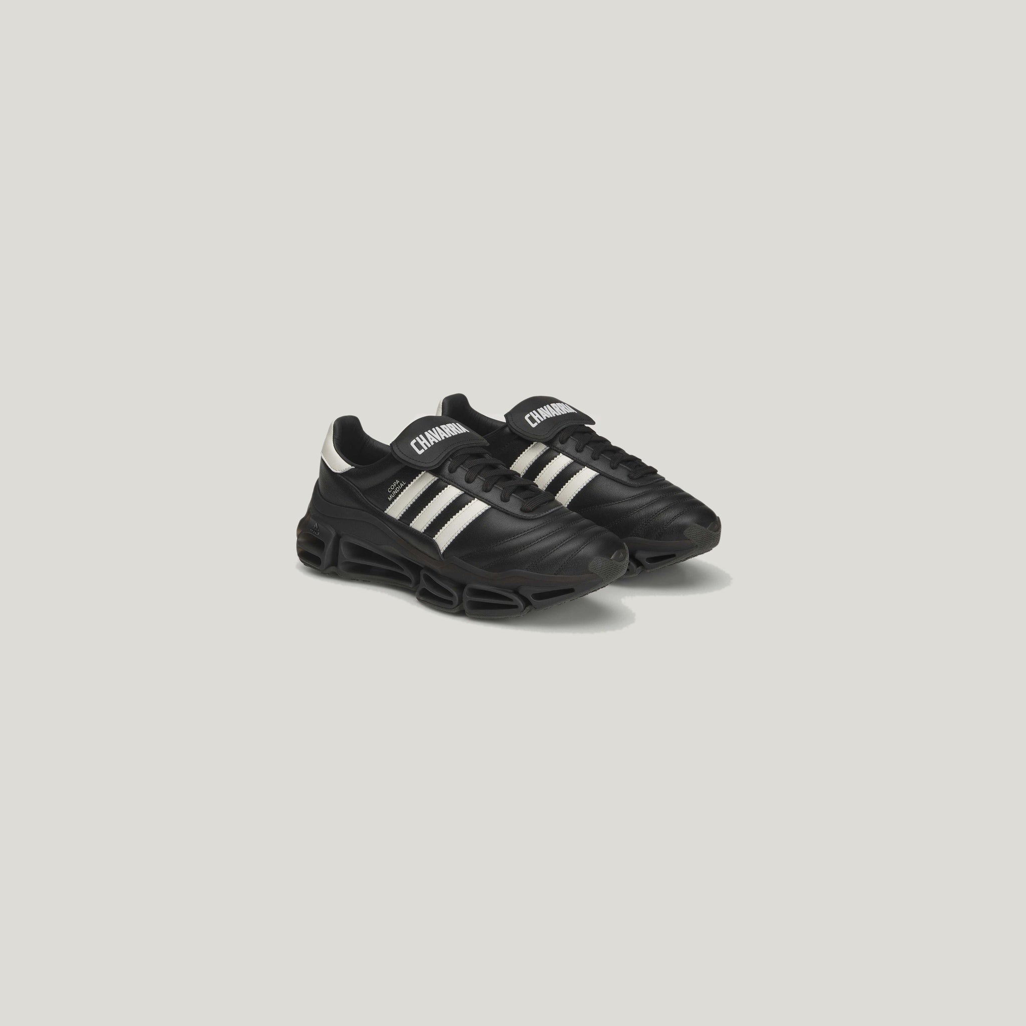 CHAVARRIA MEGARIDE CBLAK/OWHITE/CBLAK
