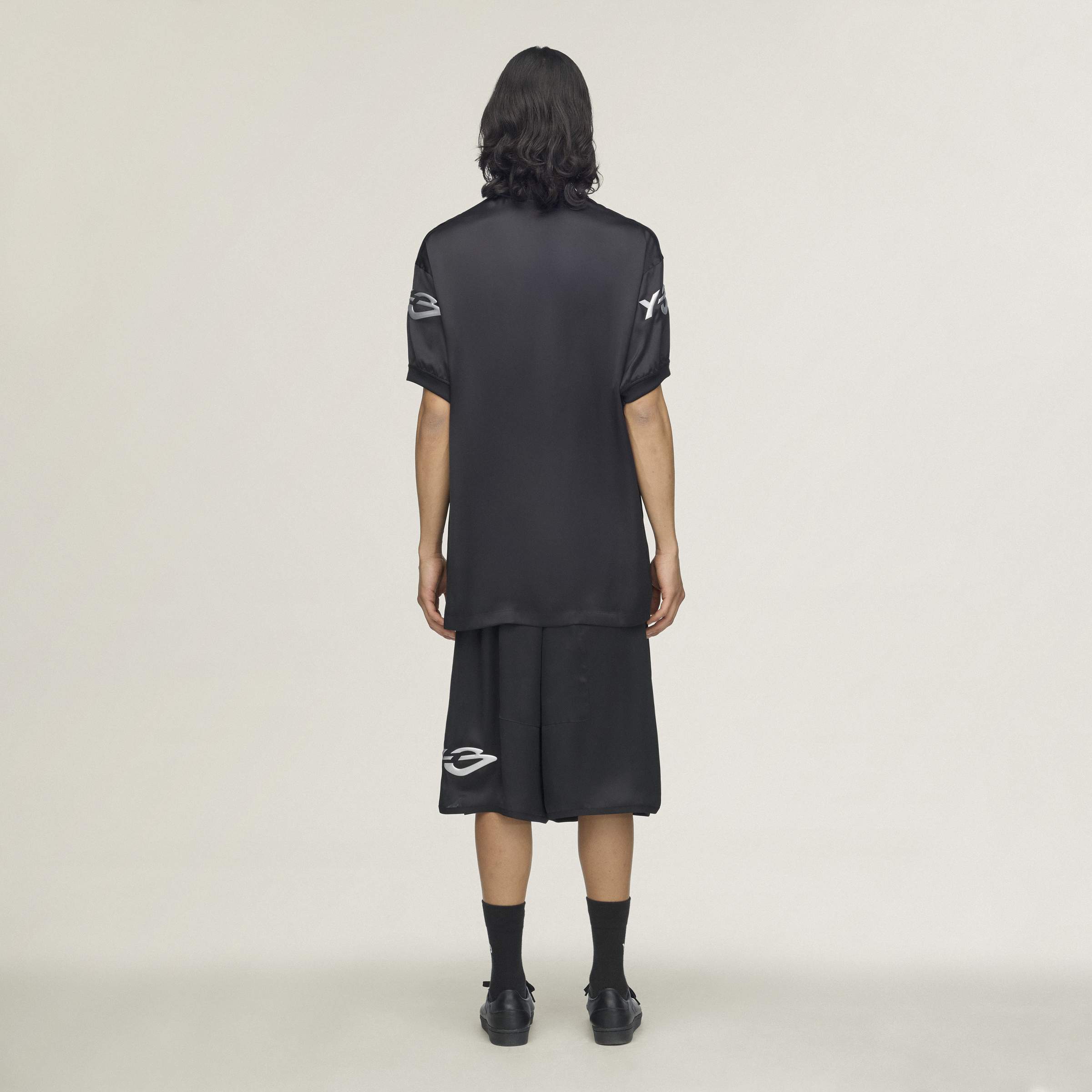 LIQLOGO SAT JRS BLACK