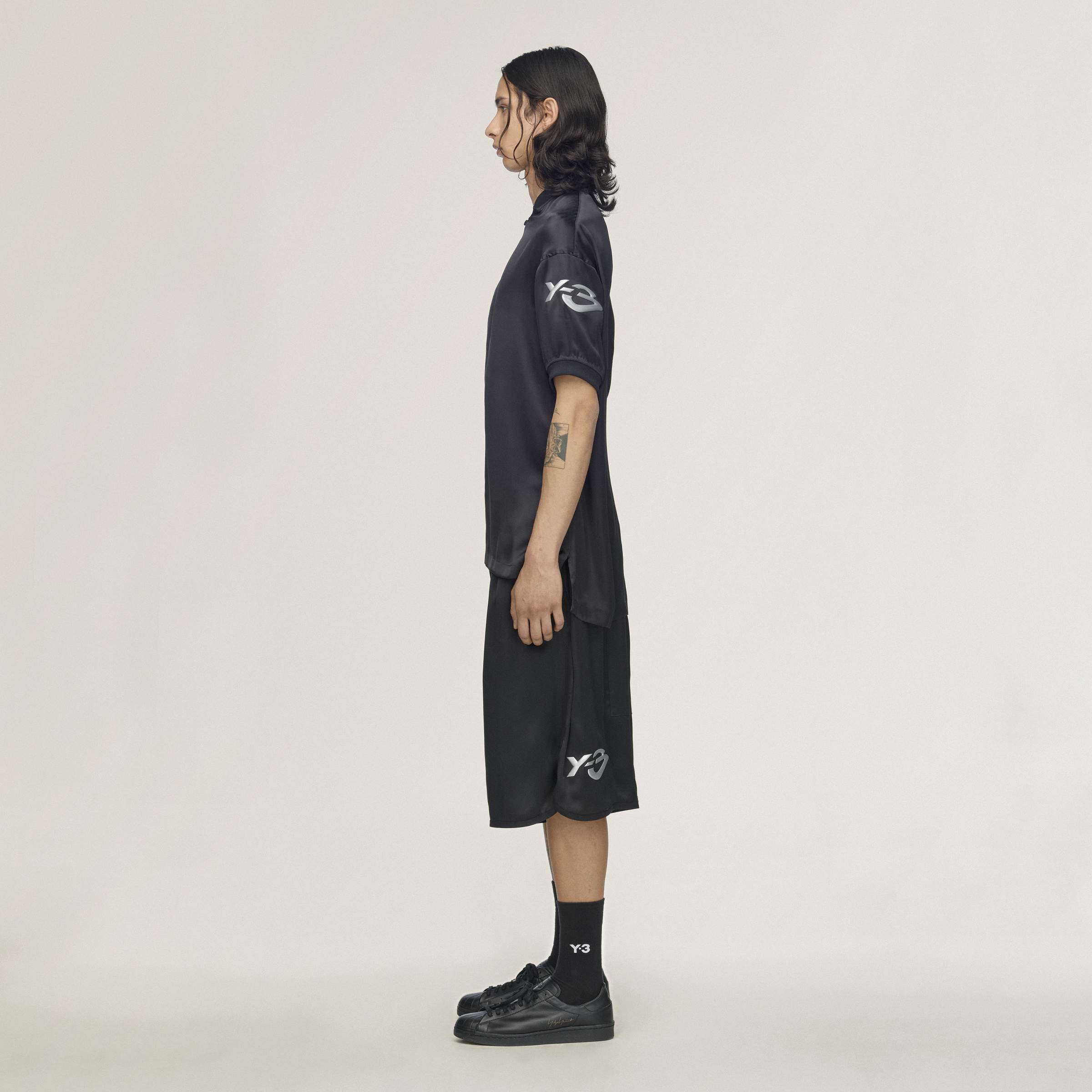 LIQLOGO SAT JRS BLACK