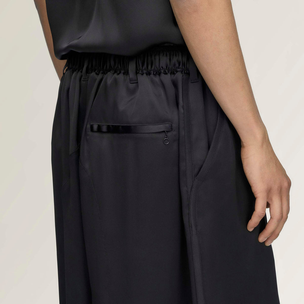 LIQLOGO SHORTS BLACK