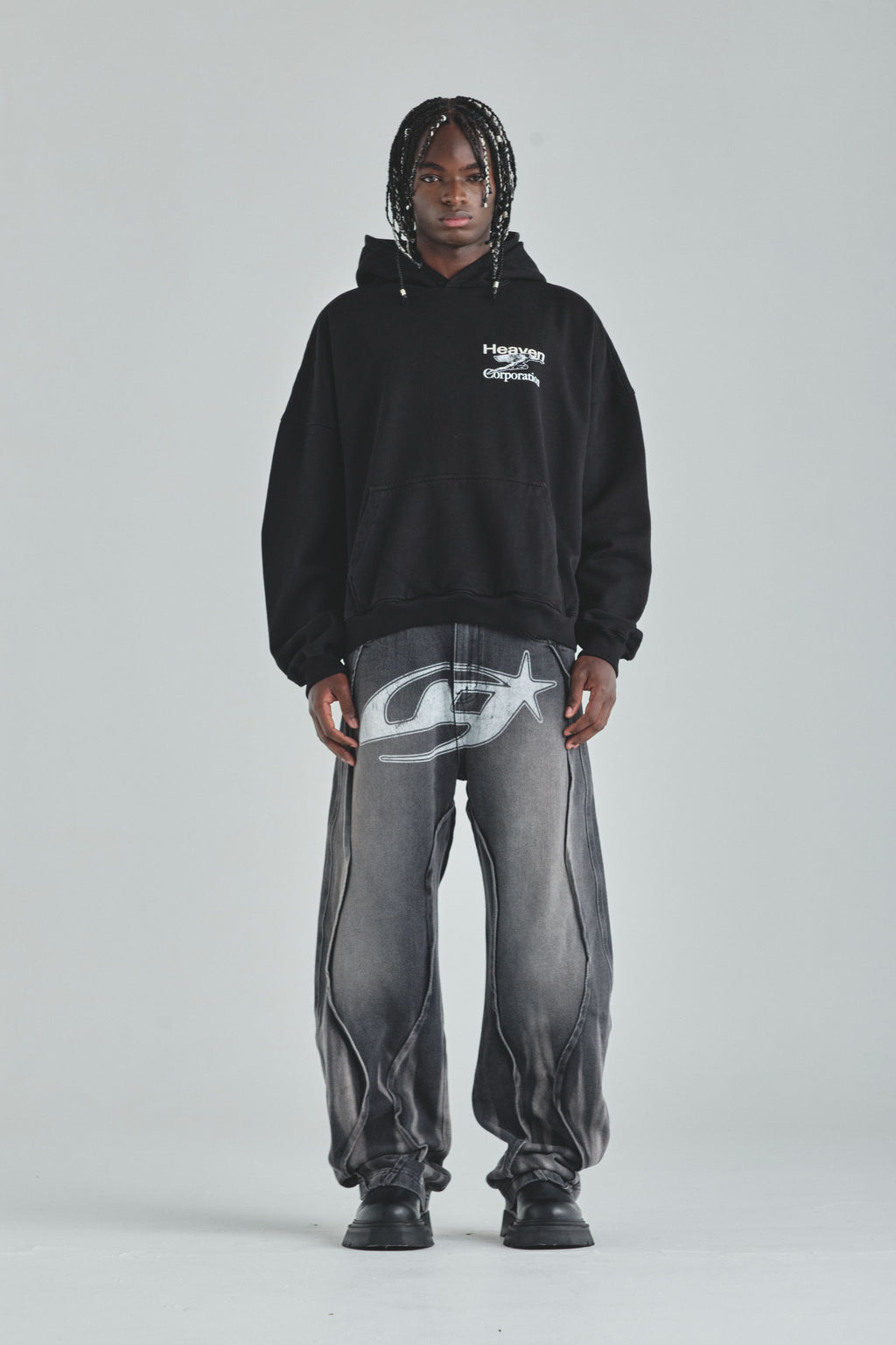Act 1 UG Star Barrel Vein Jean Washed Black
