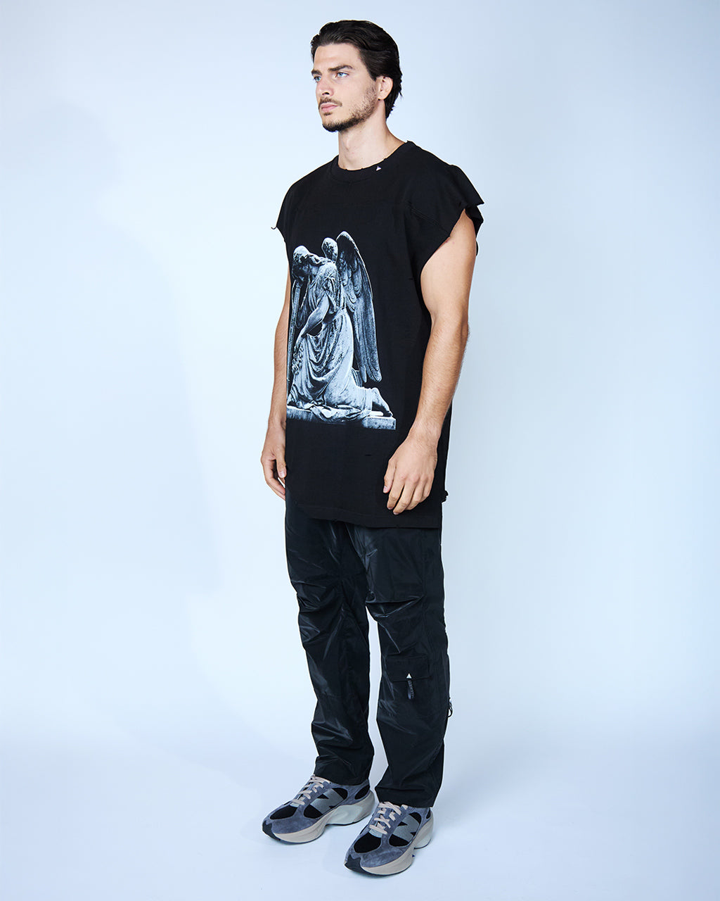 ANGEL SLEEVELESS SHIRT