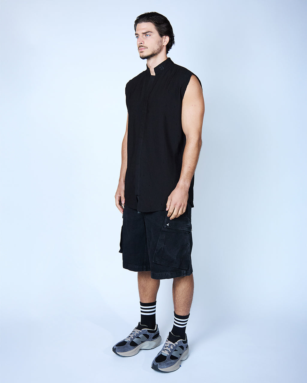WUNGS SLEEVELESS SHIRT